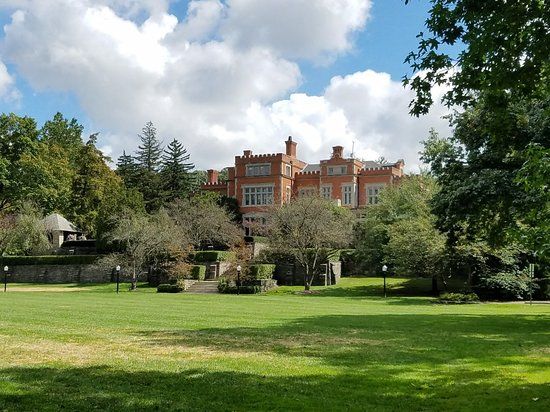 Jeffrey Park & Mansion