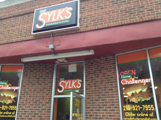 Sam Sylk's Chicken and Fish