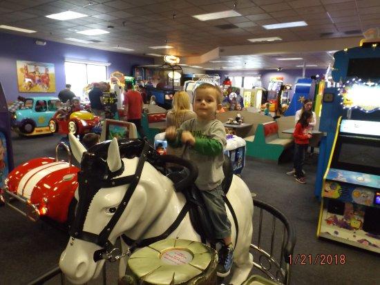 Chuck E Cheese