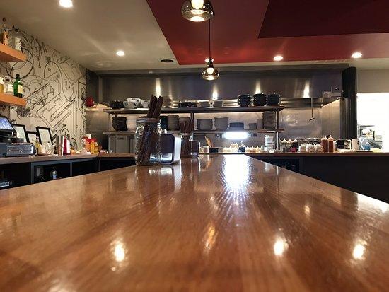 Xinji Noodle Bar
