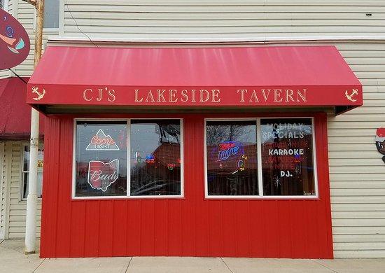 CJ's Lakeside Tavern