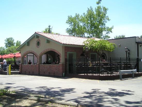 LOMA Linda Restaurant